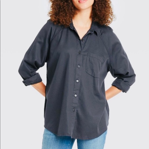 Universal Thread Tops - UNIVERSAL THREAD  WOMENS BUTTON DOWN SHIRT CHARCOAL GRAY